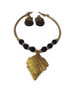 ANTIQUE SINGLE LEAF DOLLAR Necklace